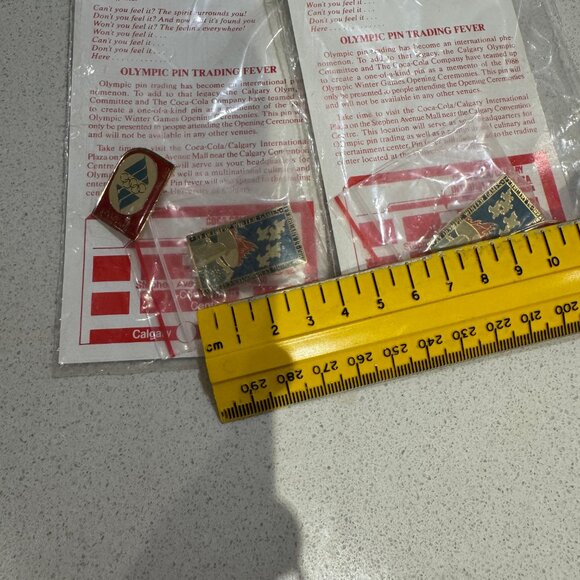 1988 VINTAGE OLYMPICS CALGARY LOT OF 2 SETS PINS COCOA COLA - Picture 7 of 7